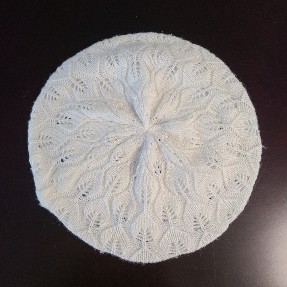 Knit beret